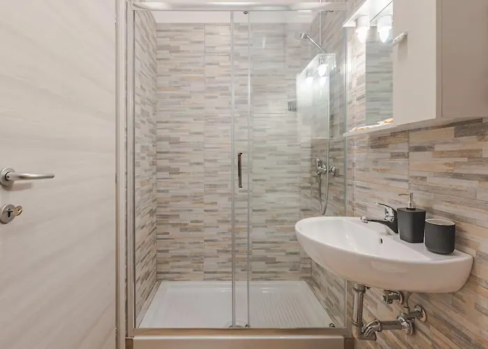 Free Wifi - Netflix - Sterpeto Elegant *