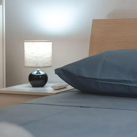 Free Wifi - Netflix - Sterpeto Elegant Lägenhet