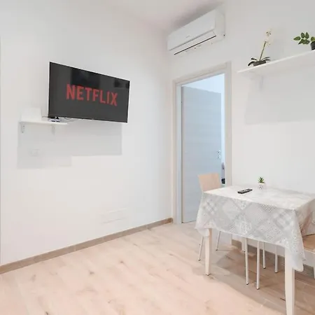 Free Wifi - Netflix - Sterpeto Elegant Appartement *