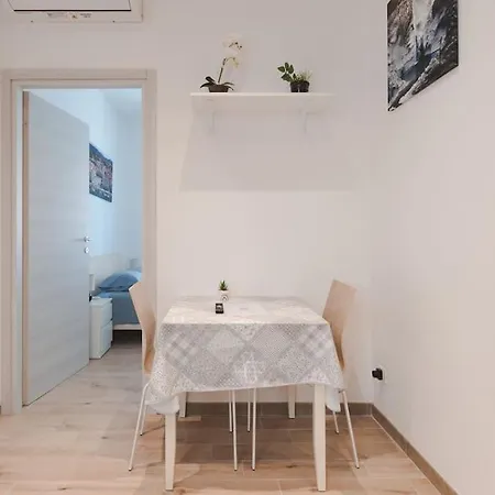 Free Wifi - Netflix - Sterpeto Elegant Lägenhet